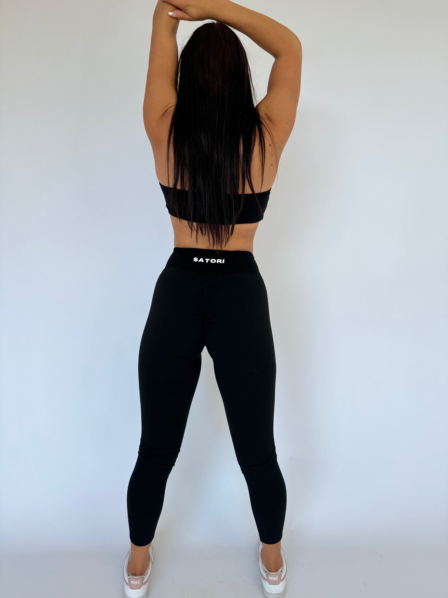 V-Cut Tights - Black